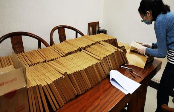 个人档案在自己手上如何存档?